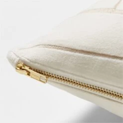 Arabella White Velvet Throw Pillow With Down-Alternative Insert 23'' 8 Arabella White Velvet Throw Pillow With Down-Alternative Insert 23'' -Home Store ArabellaWhtVlvtPlw23inAV2SSS23