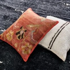 Vintage Striped Hemp Throw Pillow With Down-Alternative Insert 23'' -Home Store CB2SP23 PR 09B hero