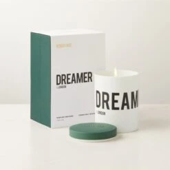 Dreamer In London Cedarwood And Vanilla Candle