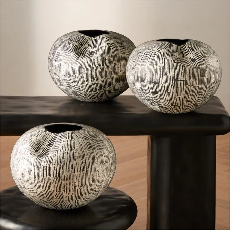 Moe Black And White Ceramic Vase 6 Moe Black And White Ceramic Vase - Image 4