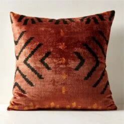 Oxido Turkish Silk Throw Pillow With Down-Alternative Insert 23"
