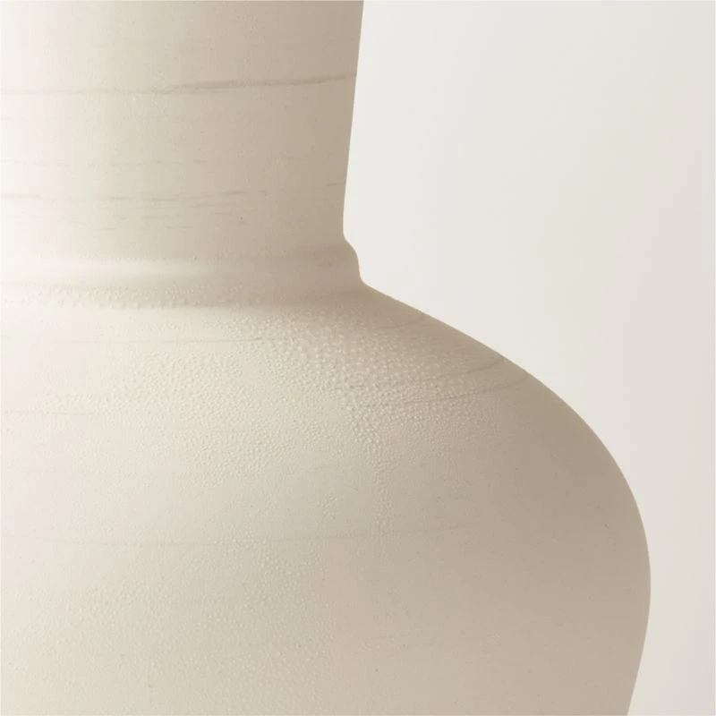Valo Matte White Ceramic Vase 5 Valo Matte White Ceramic Vase - Image 3